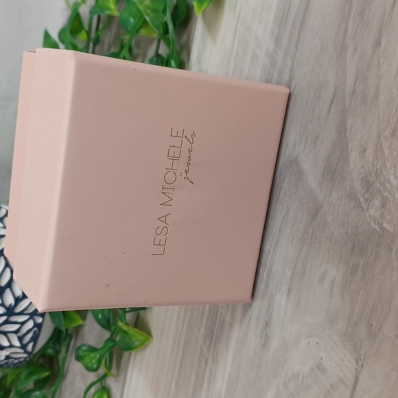 Lesa Michele T Bar Bracelet NIB - Picture 6 of 6